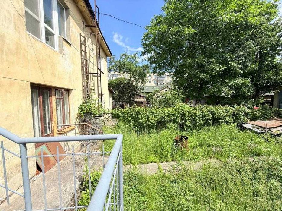 Продаж 1 кім квартири по вул. Патона, своє подвір'я. БЕЗ КОМІСІЇ.