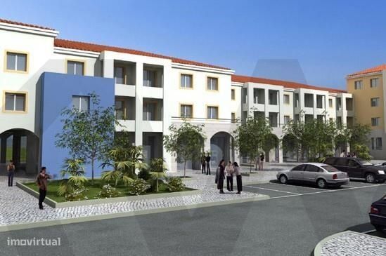 Lote de terreno para construção de prédio multifamiliar, Coruche, Quin