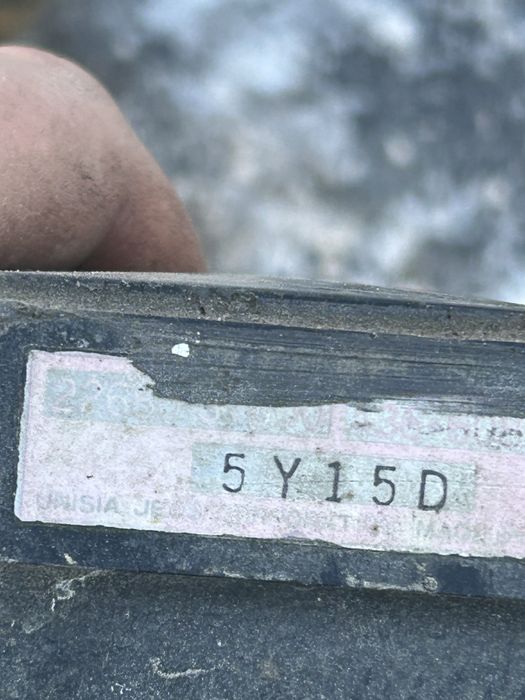 Корпус повітряного фільтру розходомір Ніссан Максима