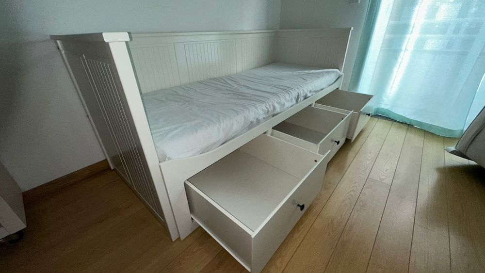 Cama HEMNES Bicama c/ colchao