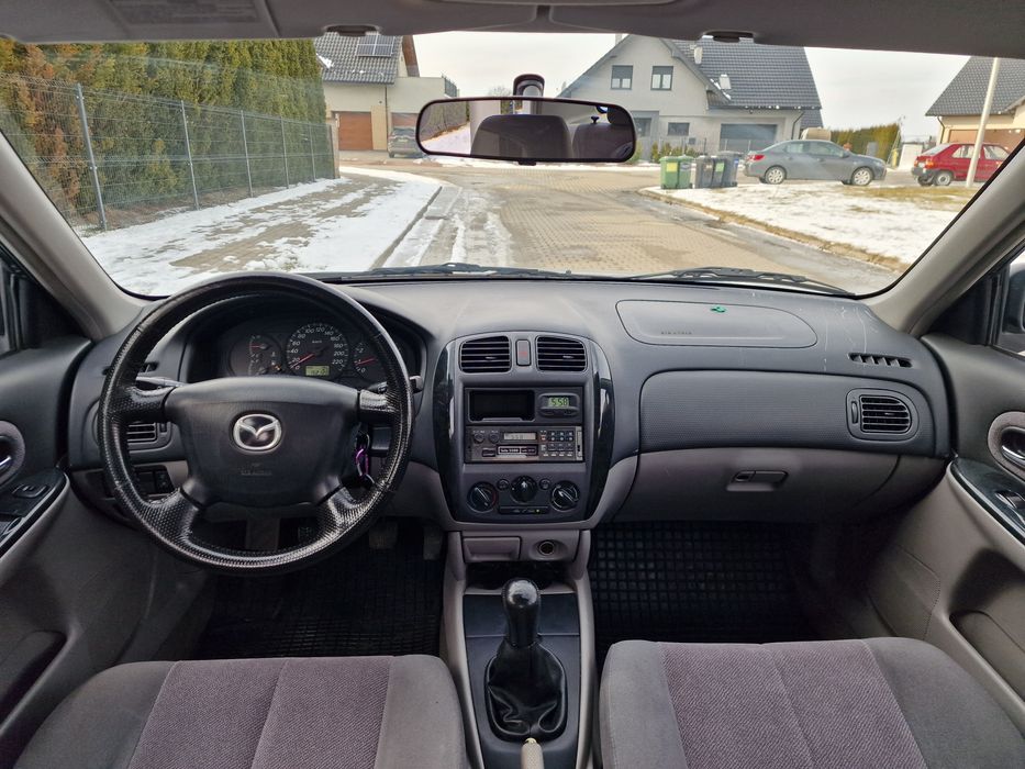 Mazda 323 1.6 98KM 152tys Przebiegu, Klima, 2 komplety kół, Bez Rdzy