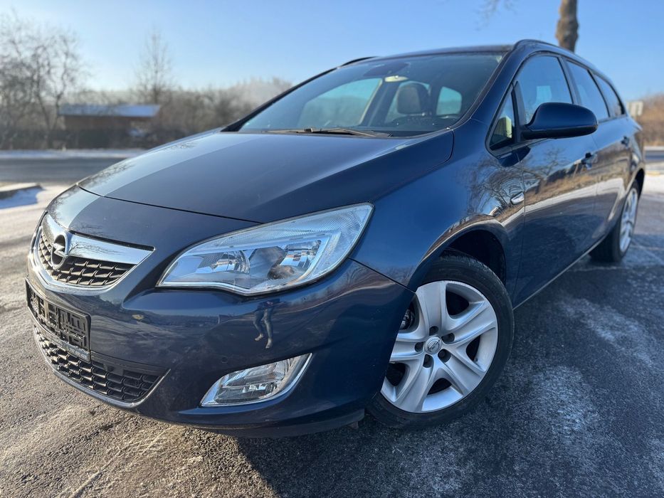 Opel Astra Wzorowa astra j tylko 94 tys km !! 2012 rok piękna 1.4 turbo