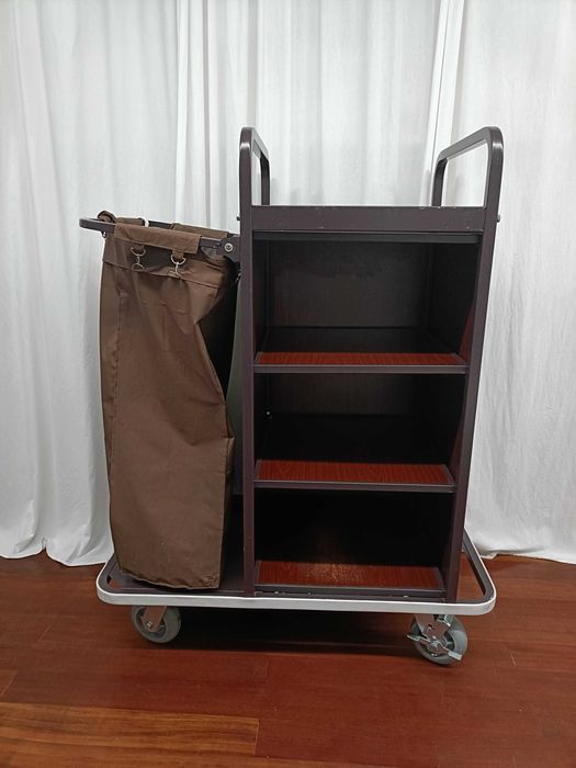 OPORTUNIDADE - Carro de Hotel para Governanta