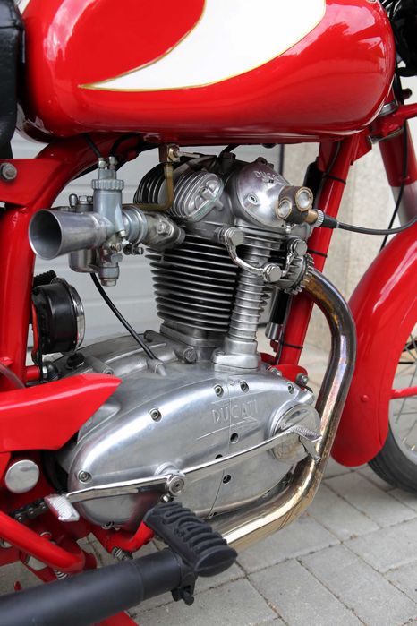 Ducati 175 Turismo 1958