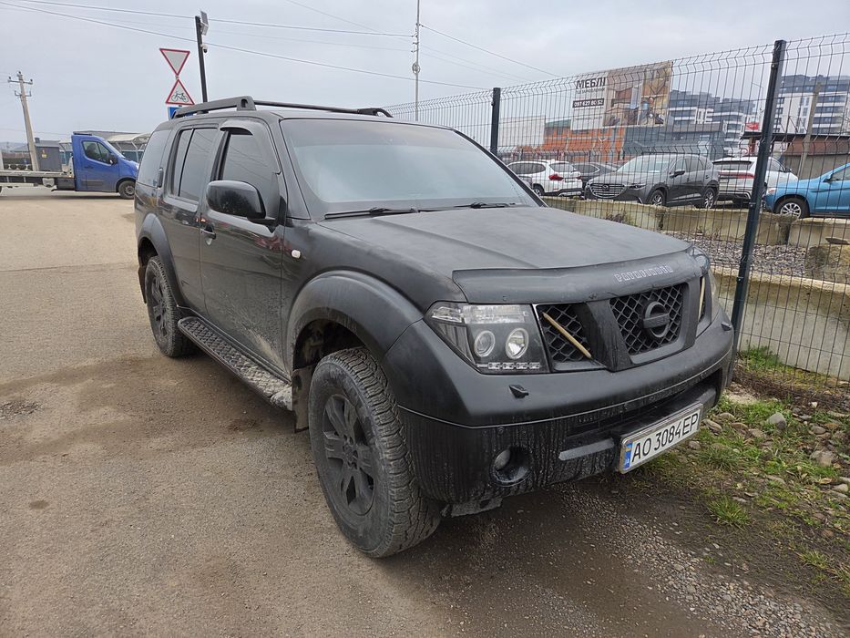 Нісан падфіндер диз автомат..