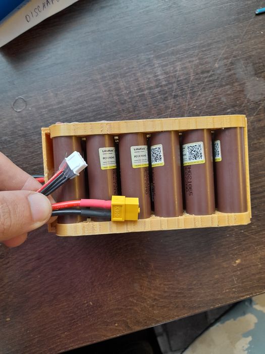 Аккумулятор для карпового кораблика/эхолота