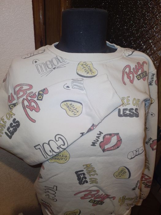 Продам худі кофту на утеплені на зріст 152-158 см,