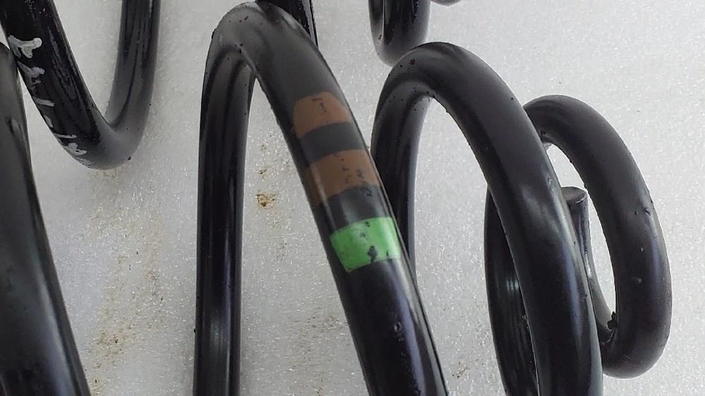 Conjunto molas trás VOLKSWAGEN Passat (3B3)