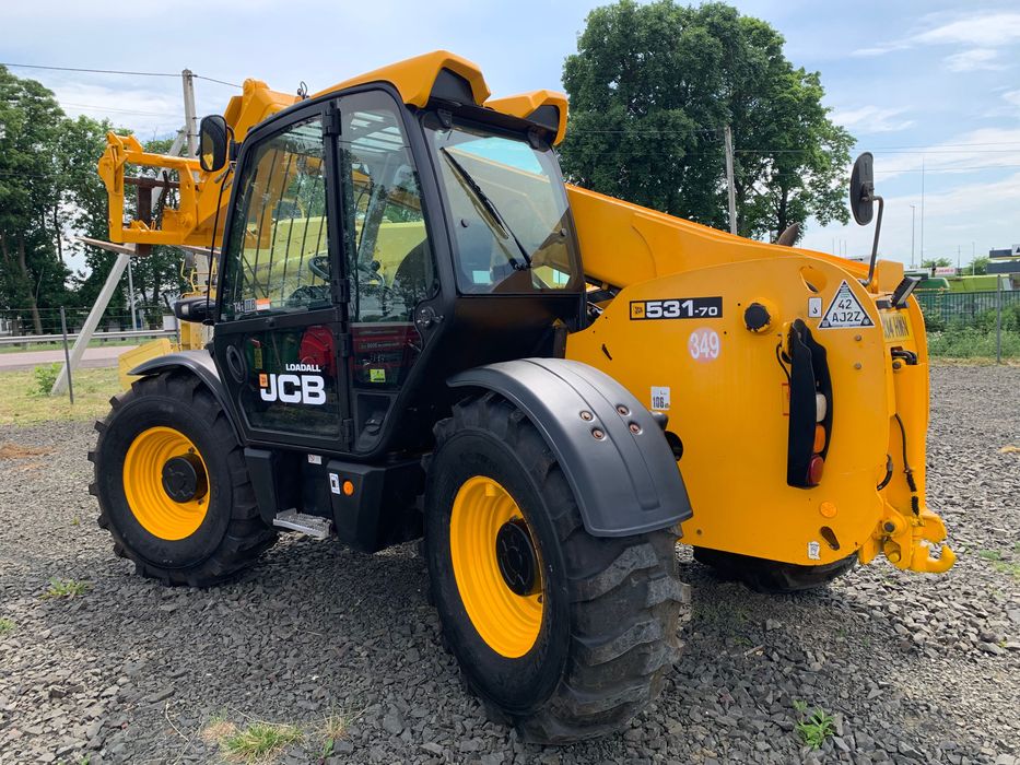 Телескопічний навантажувач JCB 531-70