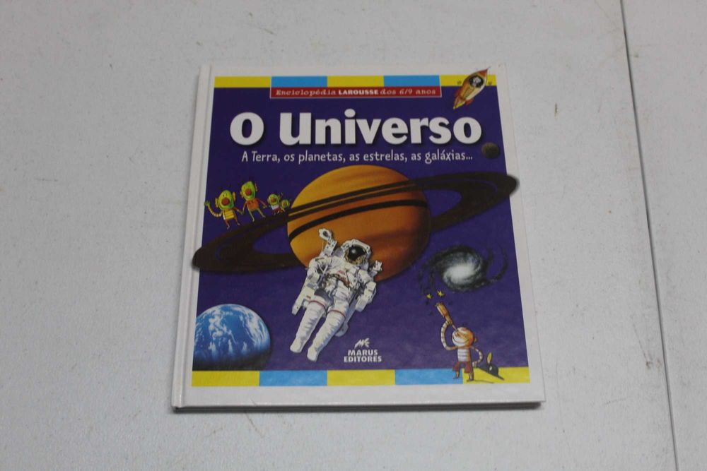 Enciclopédia LaRousse dos 6/9 Anos - O Universo
