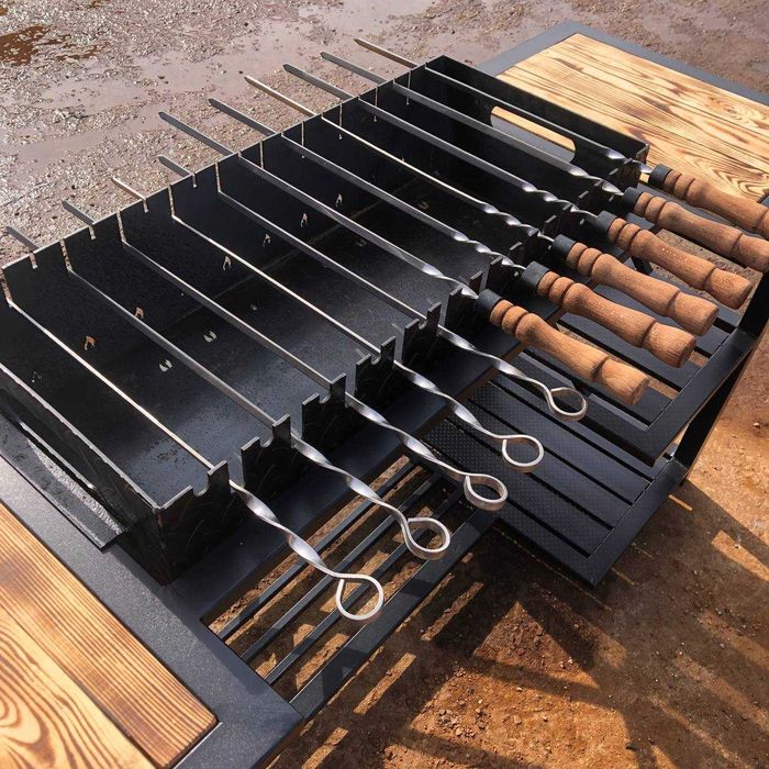 Мангал Лофт стаціонарний Металеві полички для дров та посуду