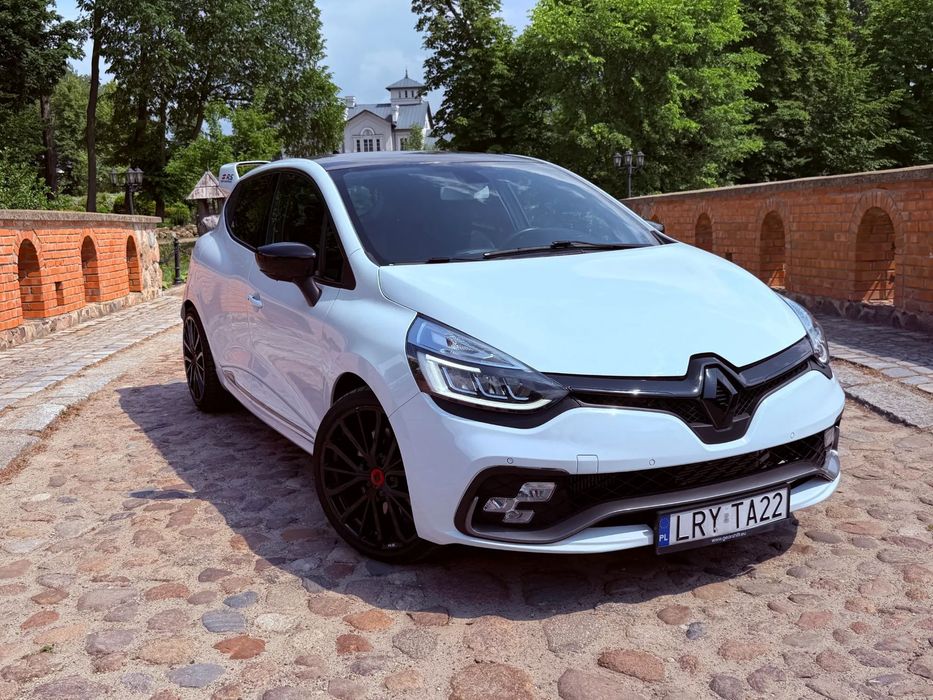 Renault Clio Renault Clio IV RS Trophy 220 EDC