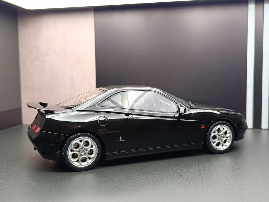 Alfa Romeo GTV 1/18