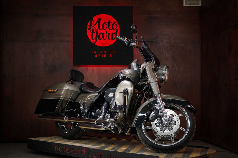 Harley-Davidson Road King із Японії