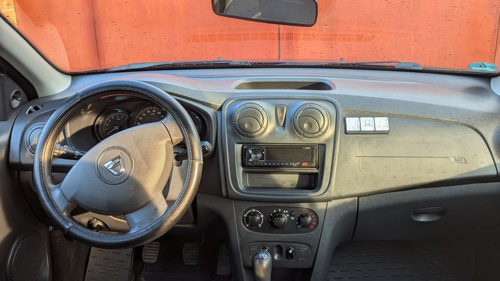 Dacia Sandero 2015