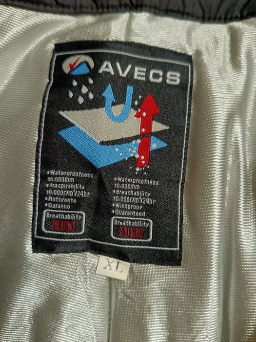 Чоловіча лижна куртка 4F + Чоловічі лижні штани AVECS, XL.