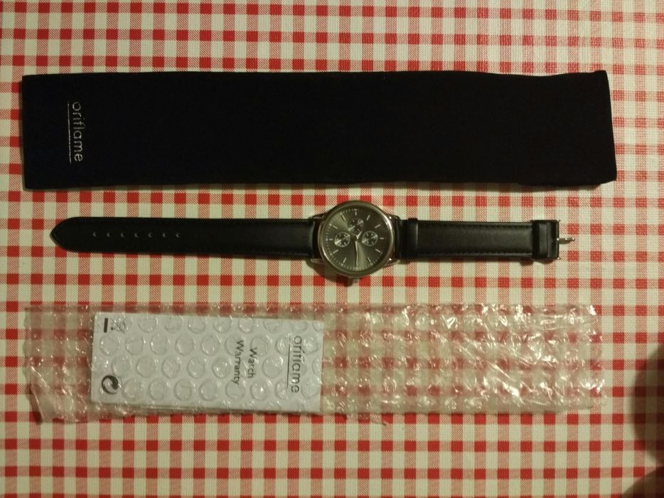 Relógio Oriflame NOVO