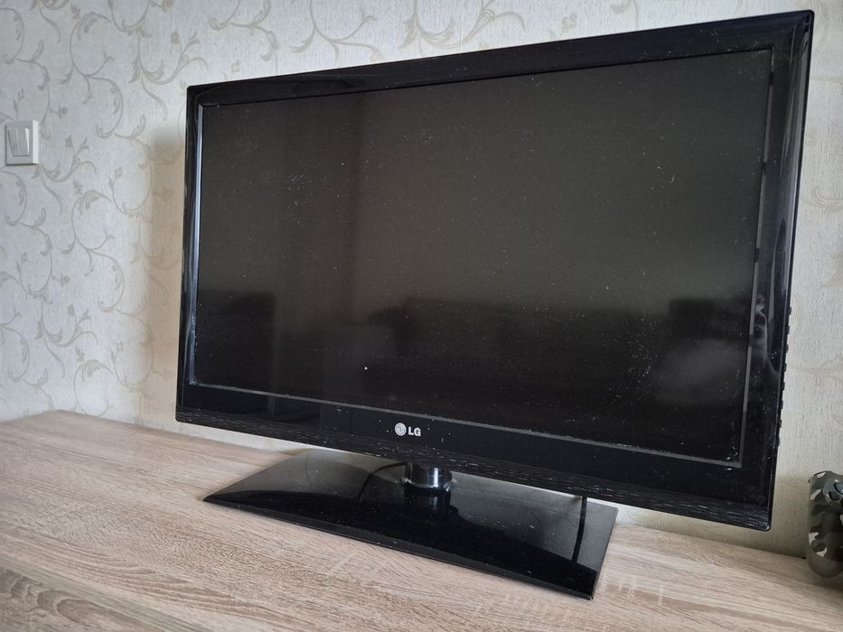 Телевізор LG 32LV3400