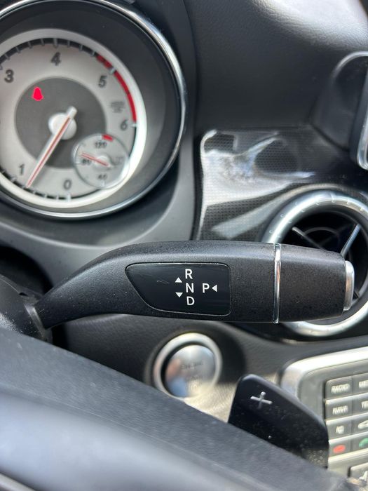 Mercedes Benz CLA 220 cdi