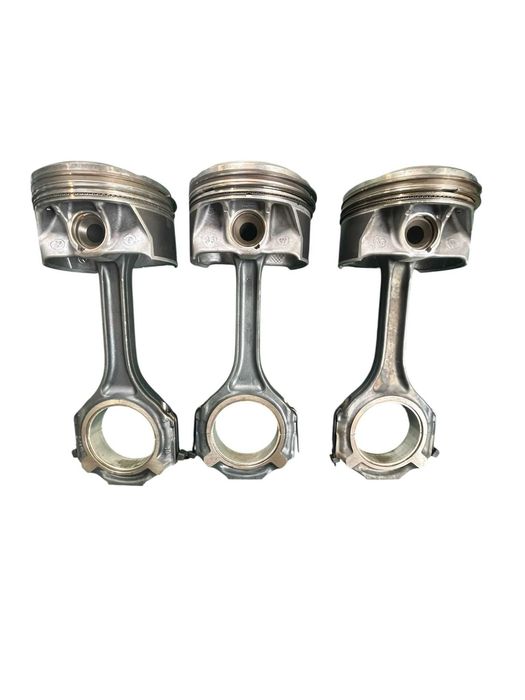 Tłok z korbowodem 3.0 MERCEDES GLE W166 W212 W222 W205