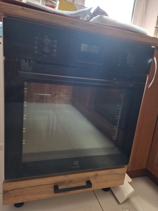 Piekarnik electrolux praktycznie nowy