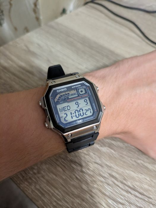 Модифікований годинник Casio WS-1600H + ремінці, шпильки та інструмент
