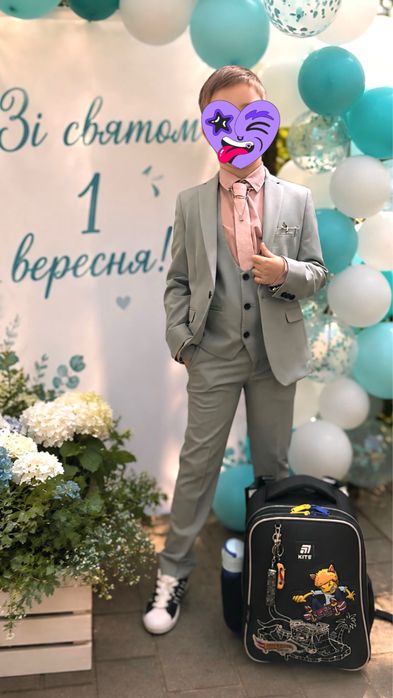 Костюм next  134-140 см