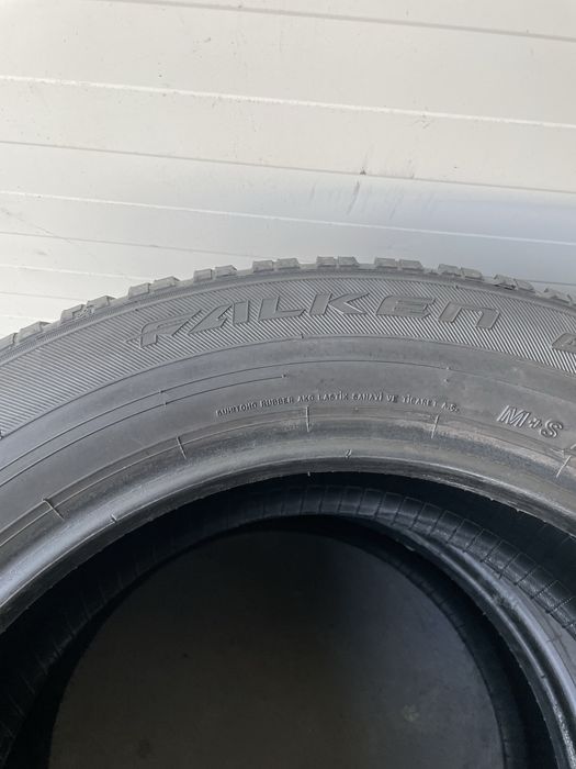 4x OPONY ZIMOWE Falken  Eurowinter HS01 SUV 215/60/17 100V