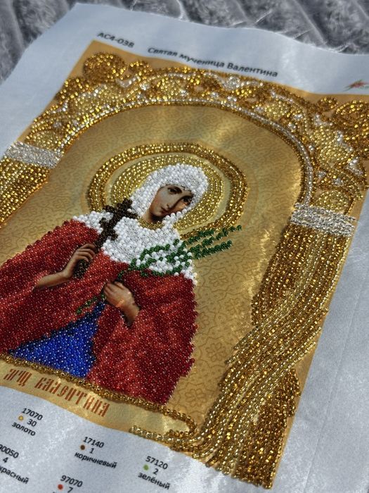 Ікони вишиті бісером