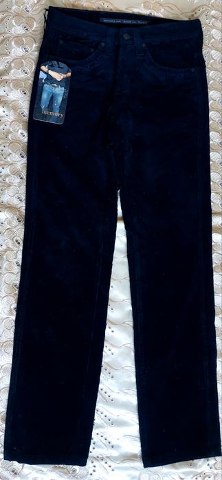 Чорні вільветові штани