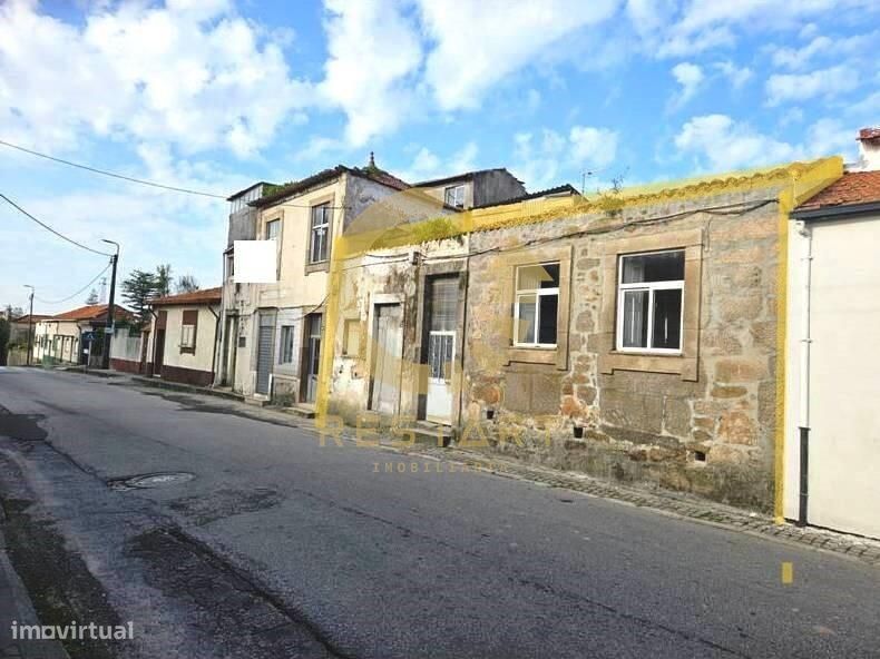 Moradia Térrea para Recuperar em Vilar do Paraíso – Vila Nova de Gaia