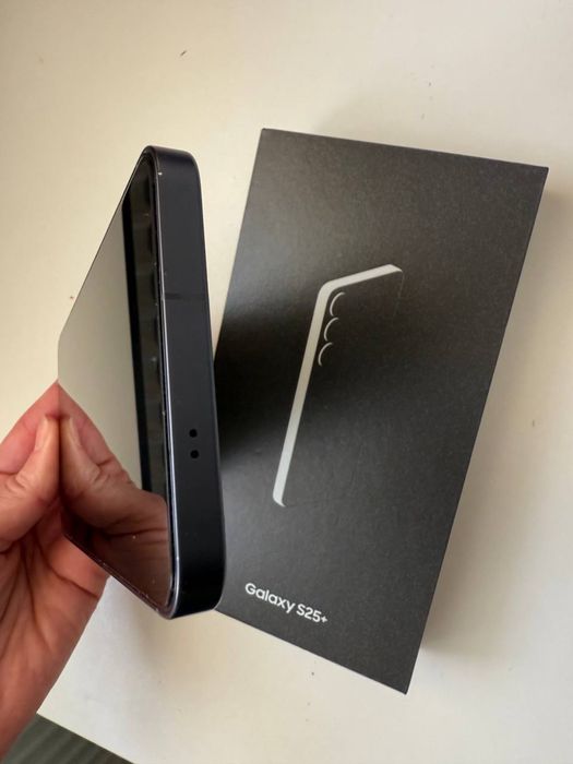 Samsung S25 plus 12/256