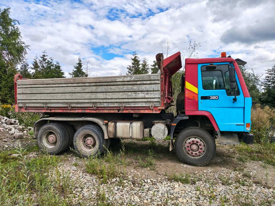 Volvo FL 12 6x4 380 kM wywrotka 3W specjlany !