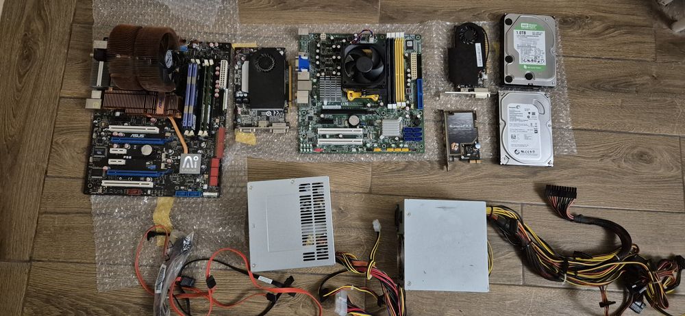 Легендарная материнская плата ASUS P5E (X38) + медный кулер Zalman (s7