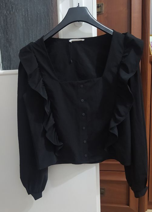 Bluzka z falbankami MNG M