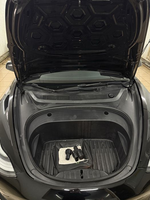 Tesla model 3 2022 года Leng Range82.5КвТ