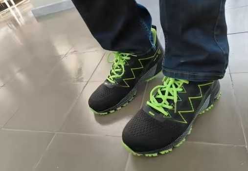 Lekkie buty sneakersy