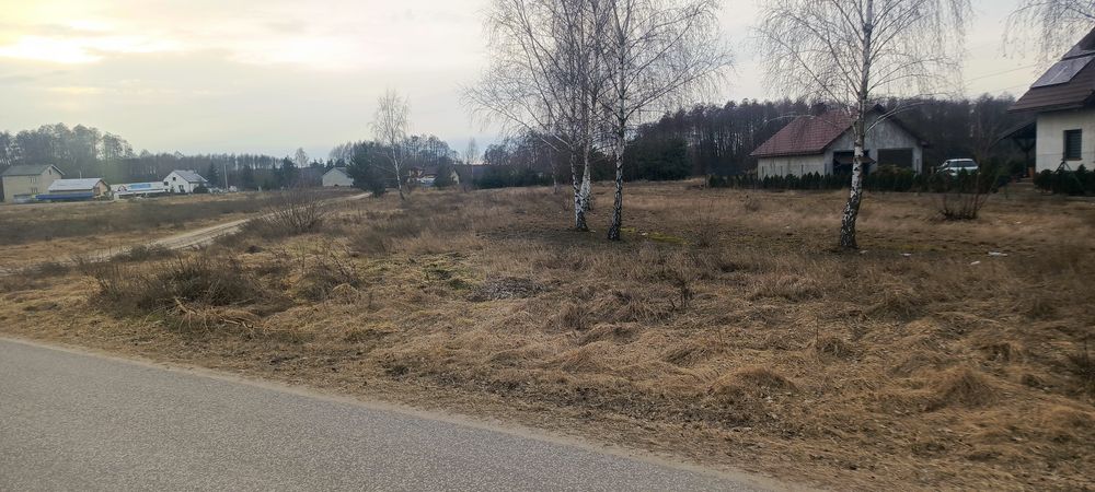 Działka na sprzedaż