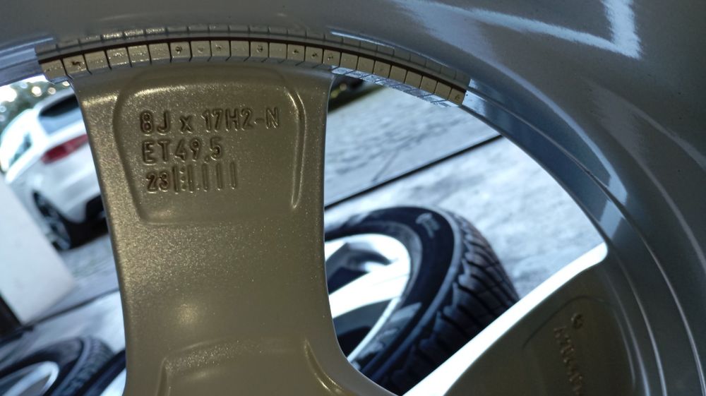 Vendo jantes Mercedes-Benz/Ronal originais em tamanho 17