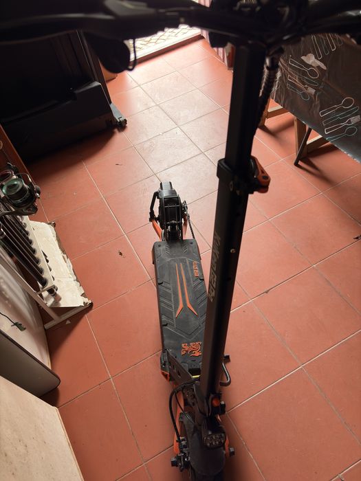 Trotinete kuririn G2 pro