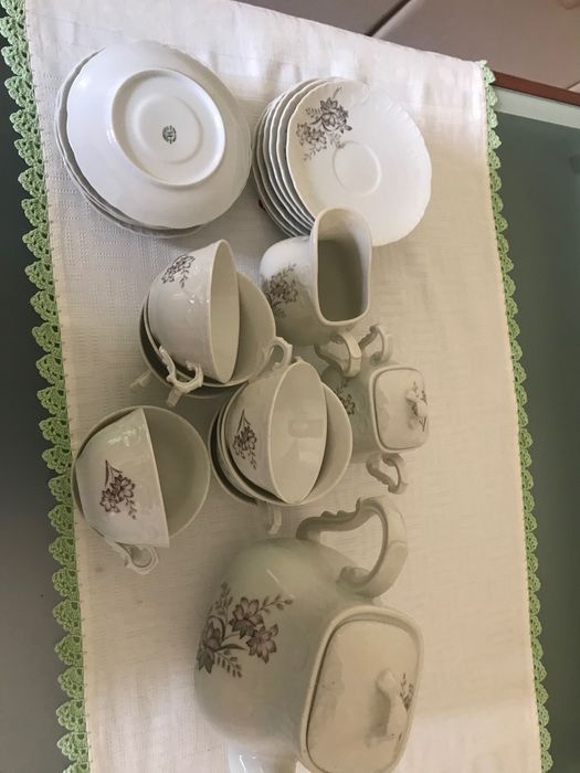 Serviço de chá  e serviço de cafe Vista Alegre .