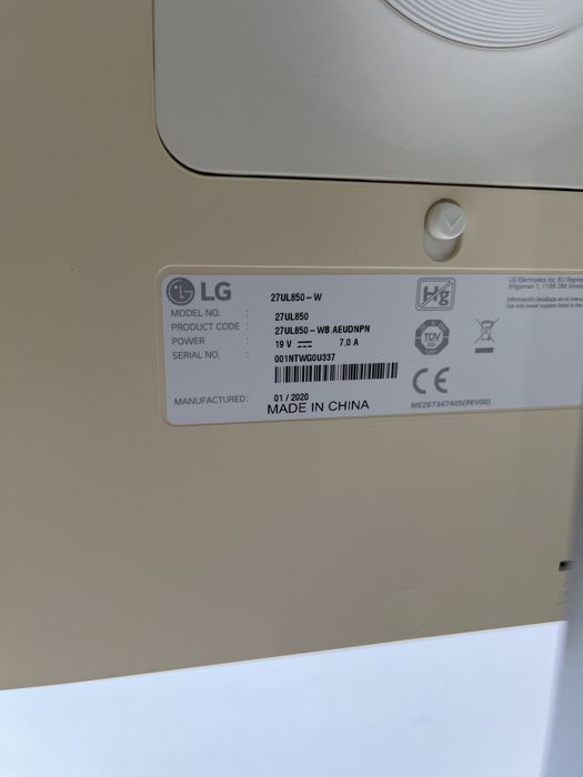 Monitor LG 27UL850-W como NOVO