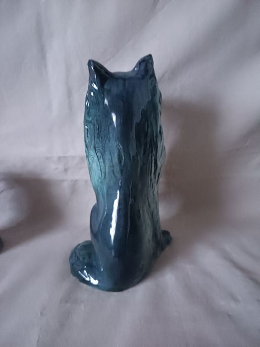 Статуэтка фарфоровая