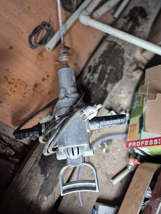 Дрель електрична