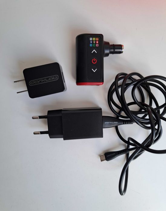 FK Irons Darklab Lightning Bolt - Uniwersalny akumulator bezprzewodowy