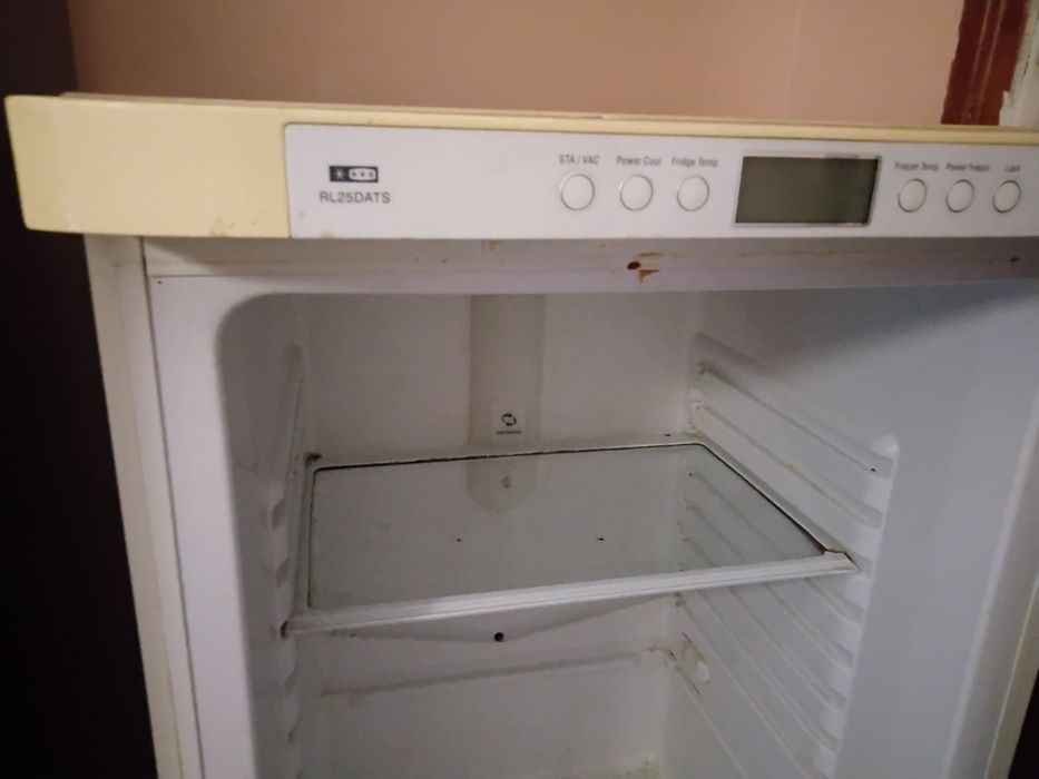 Продам холодильник самсунг