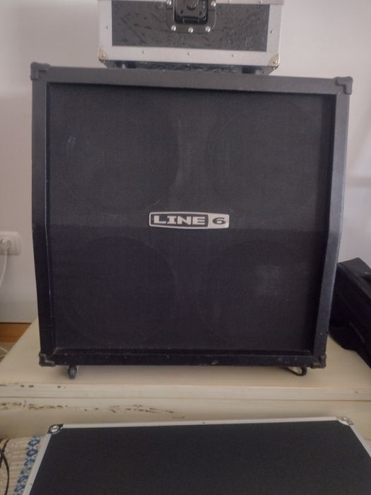 Line 6 4x12 coluna