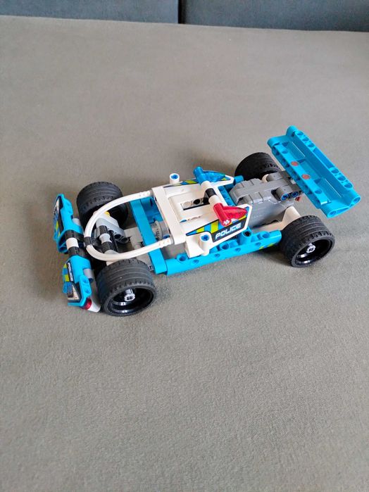 LEGO TECHNIC 42090 i 42091