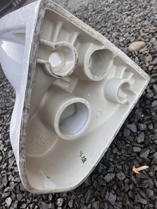 Продам унітаз підвісний