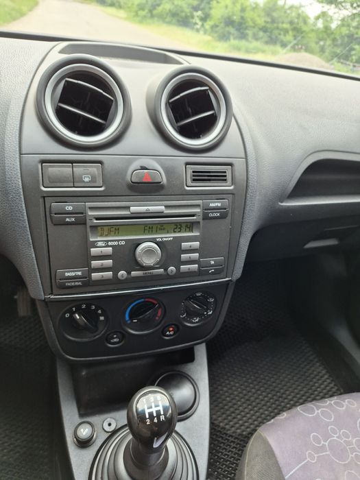 Продам Ford Fiesta